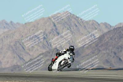 media/Dec-04-2025-Racers Edge (Thu) [[5ebc9f124d]]/3-B Group/6-Session 4 (Turn 9)/